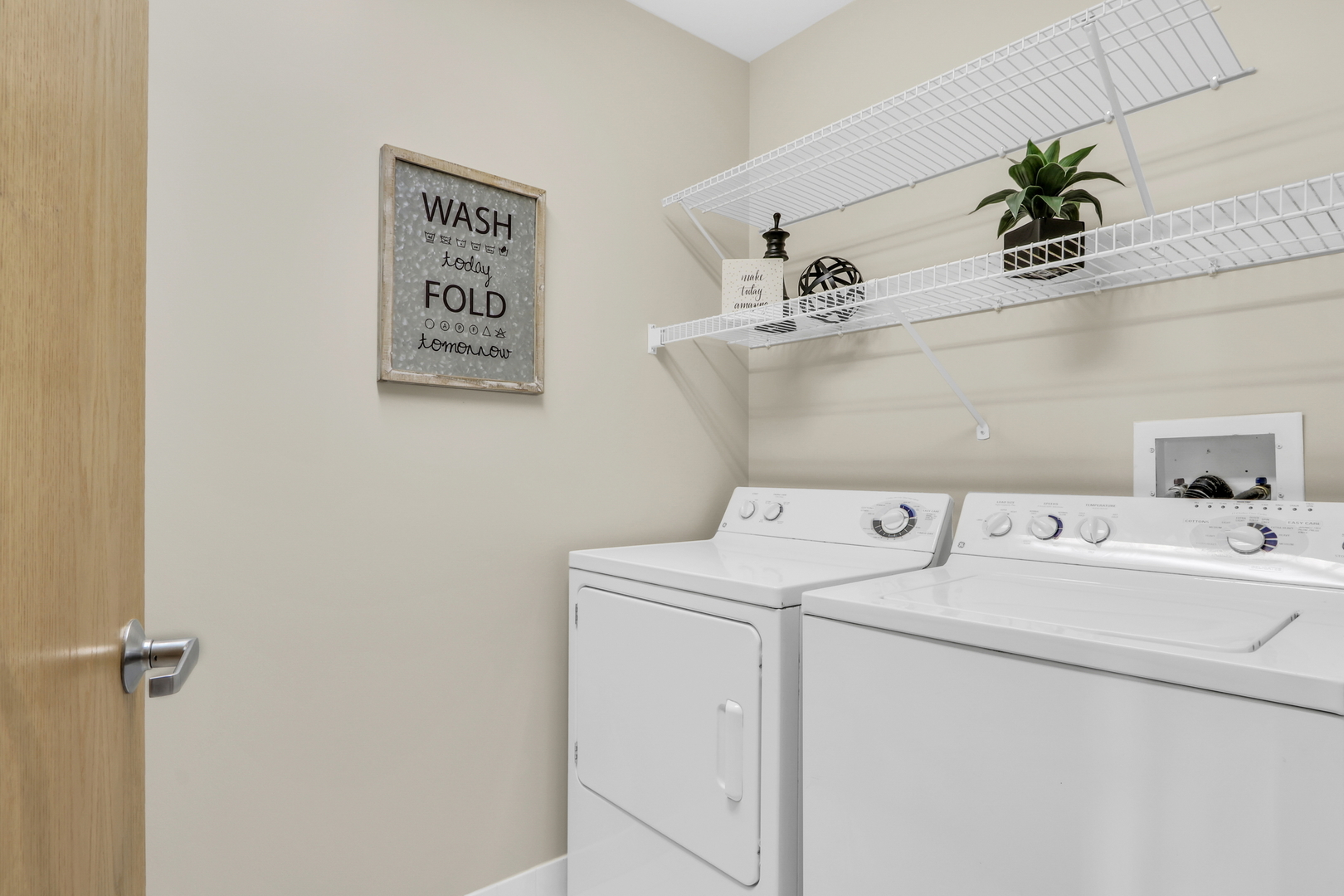 40 E Northwest Highway Unit: 217