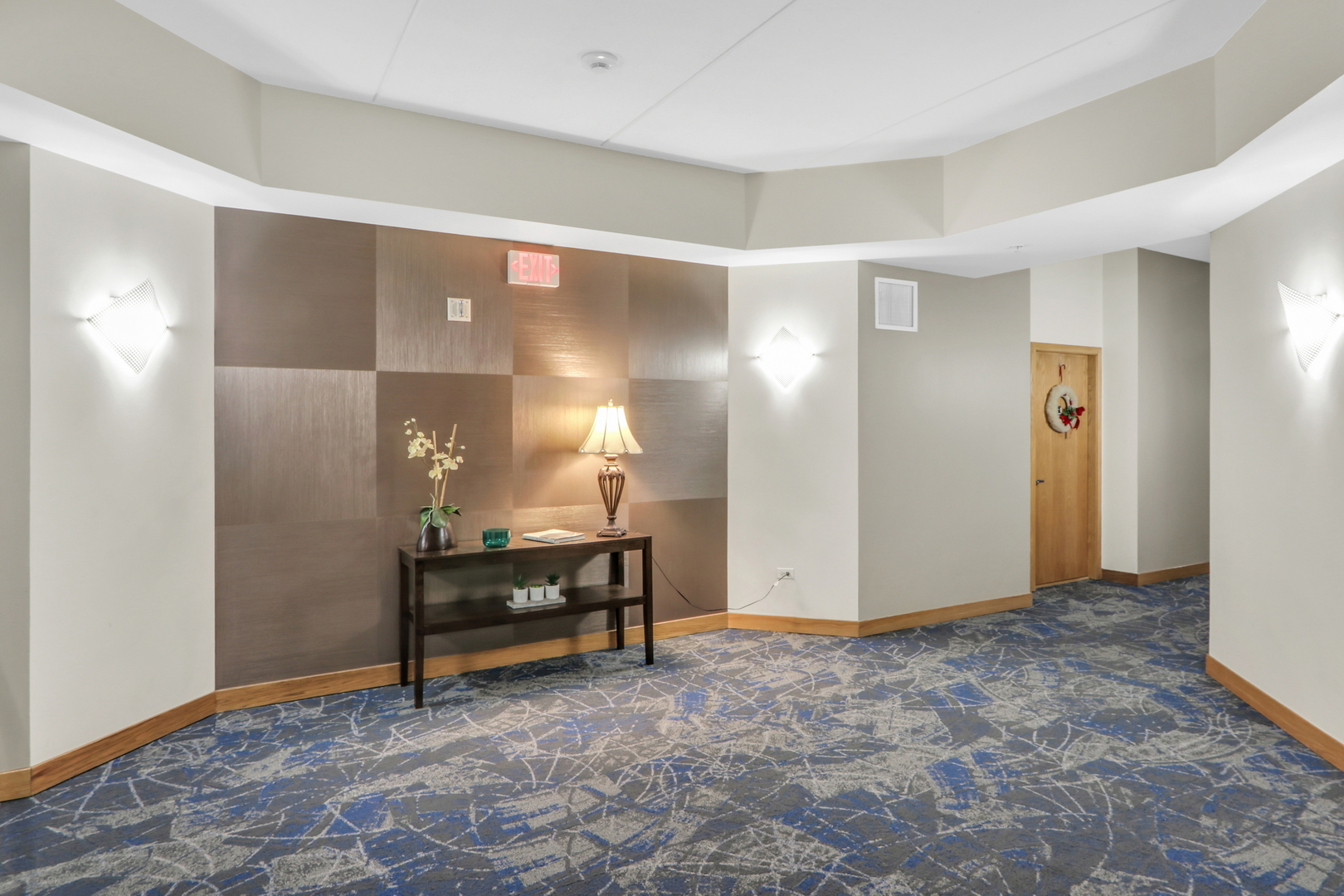 40 E Northwest Highway Unit: 217