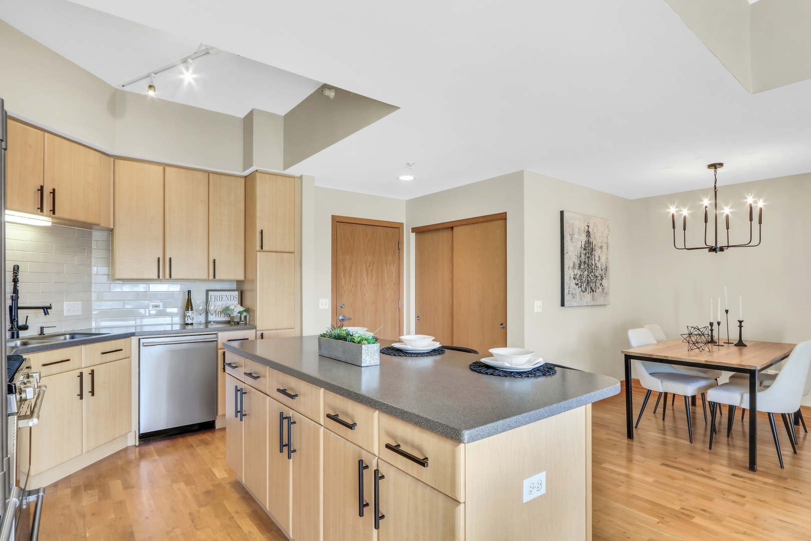 40 E Northwest Highway Unit: 217
