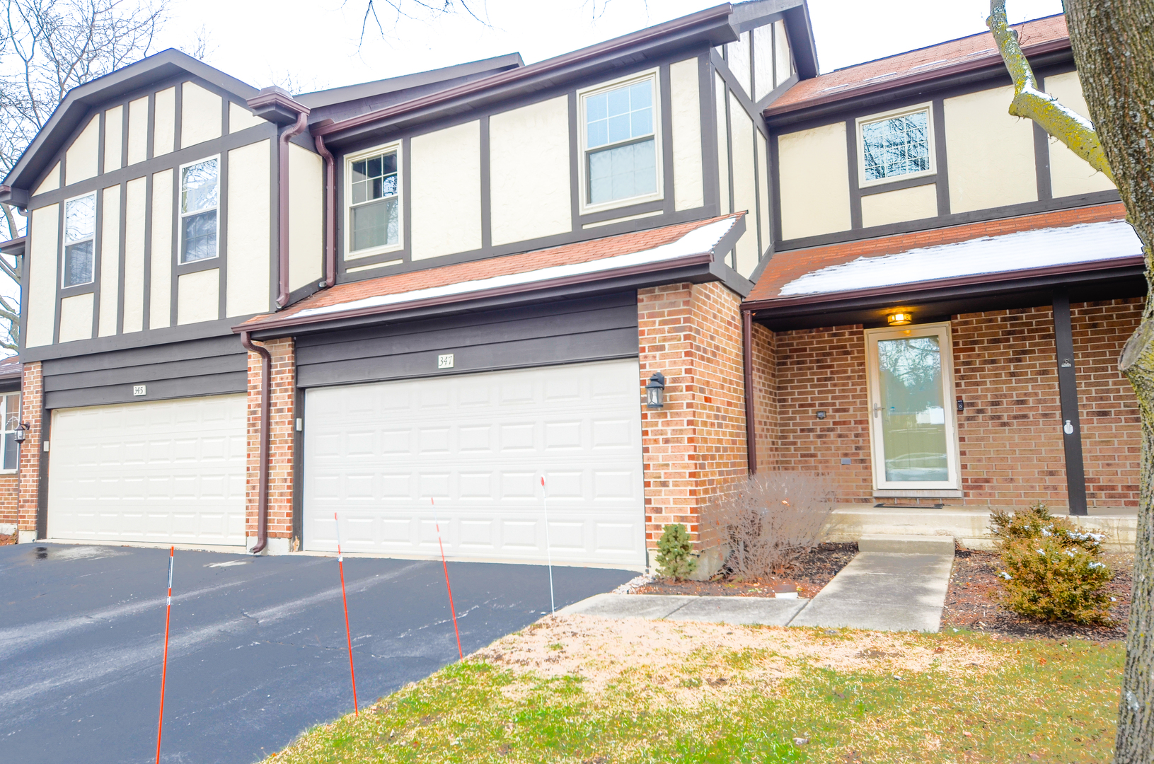 347 Meadowview Court