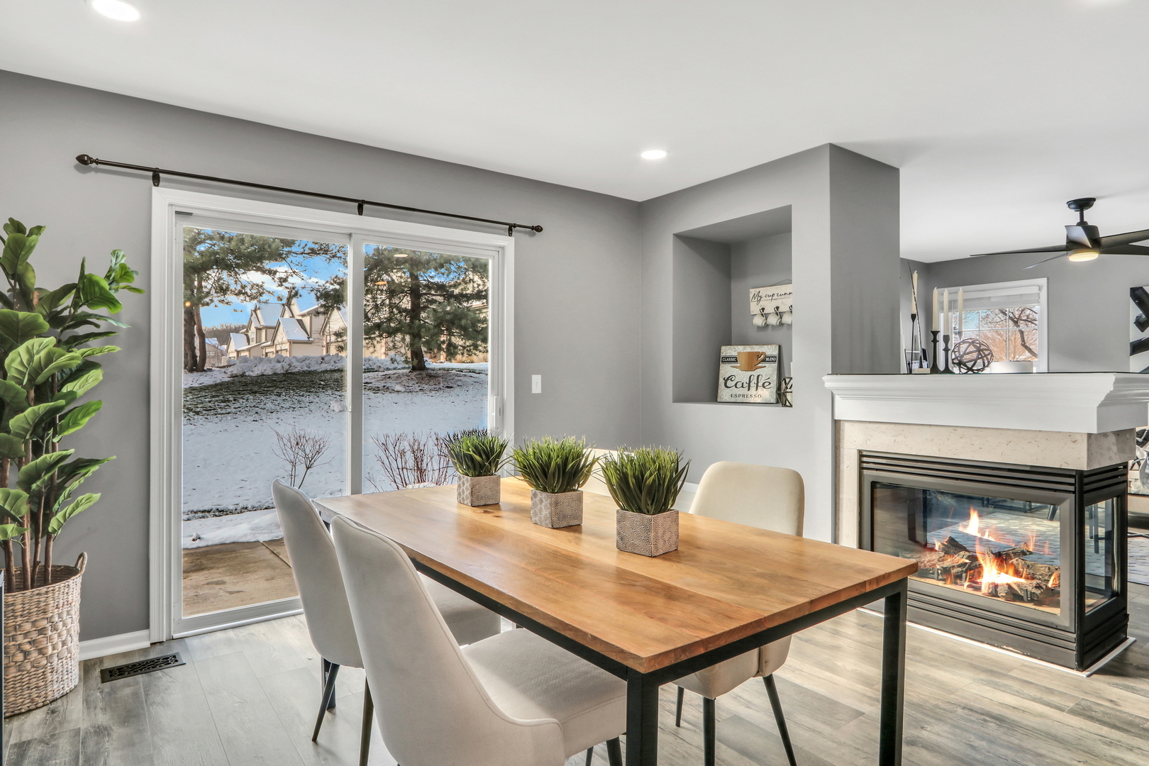 951 SUMAC Court Unit: 951