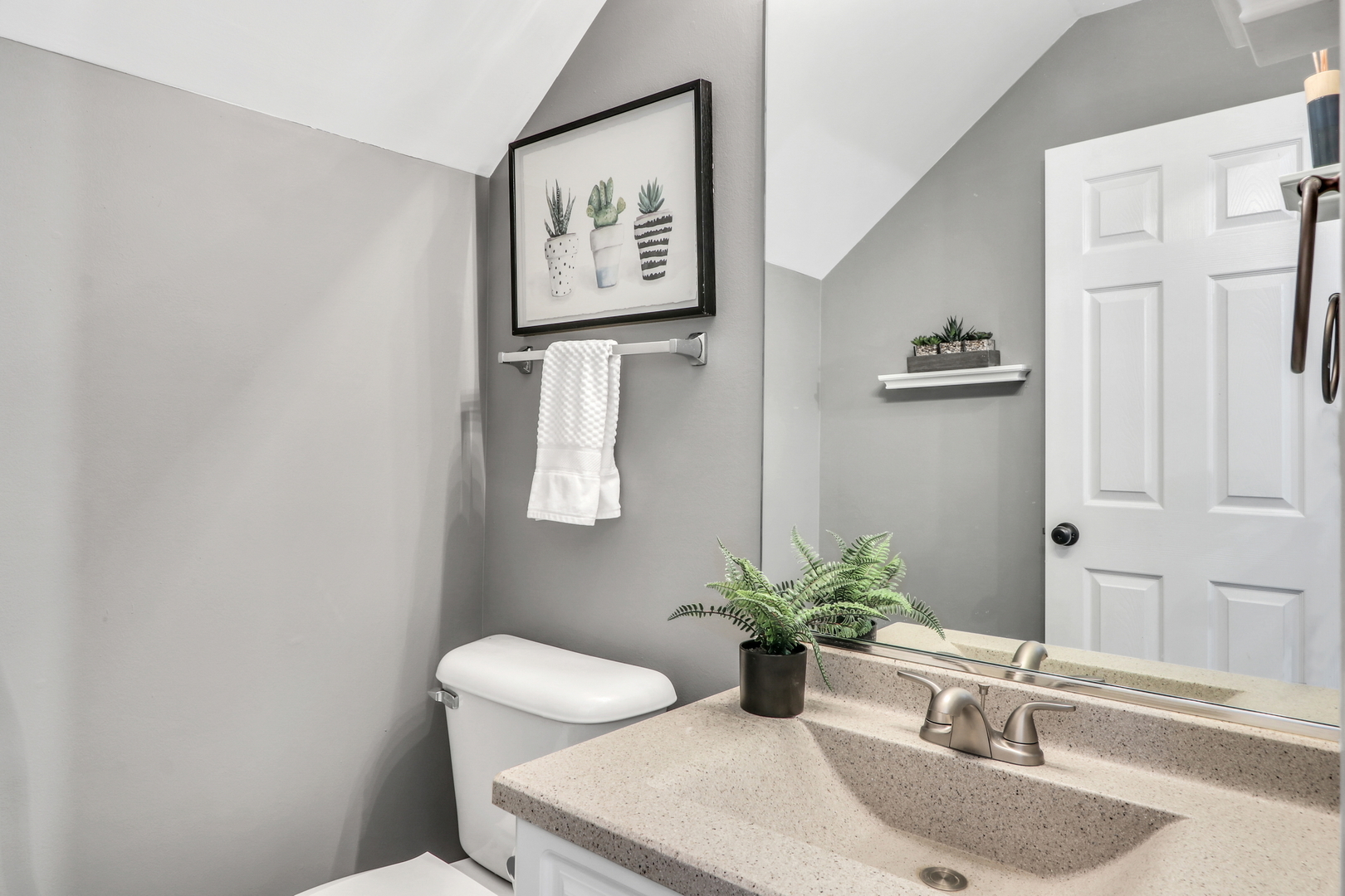 951 SUMAC Court Unit: 951