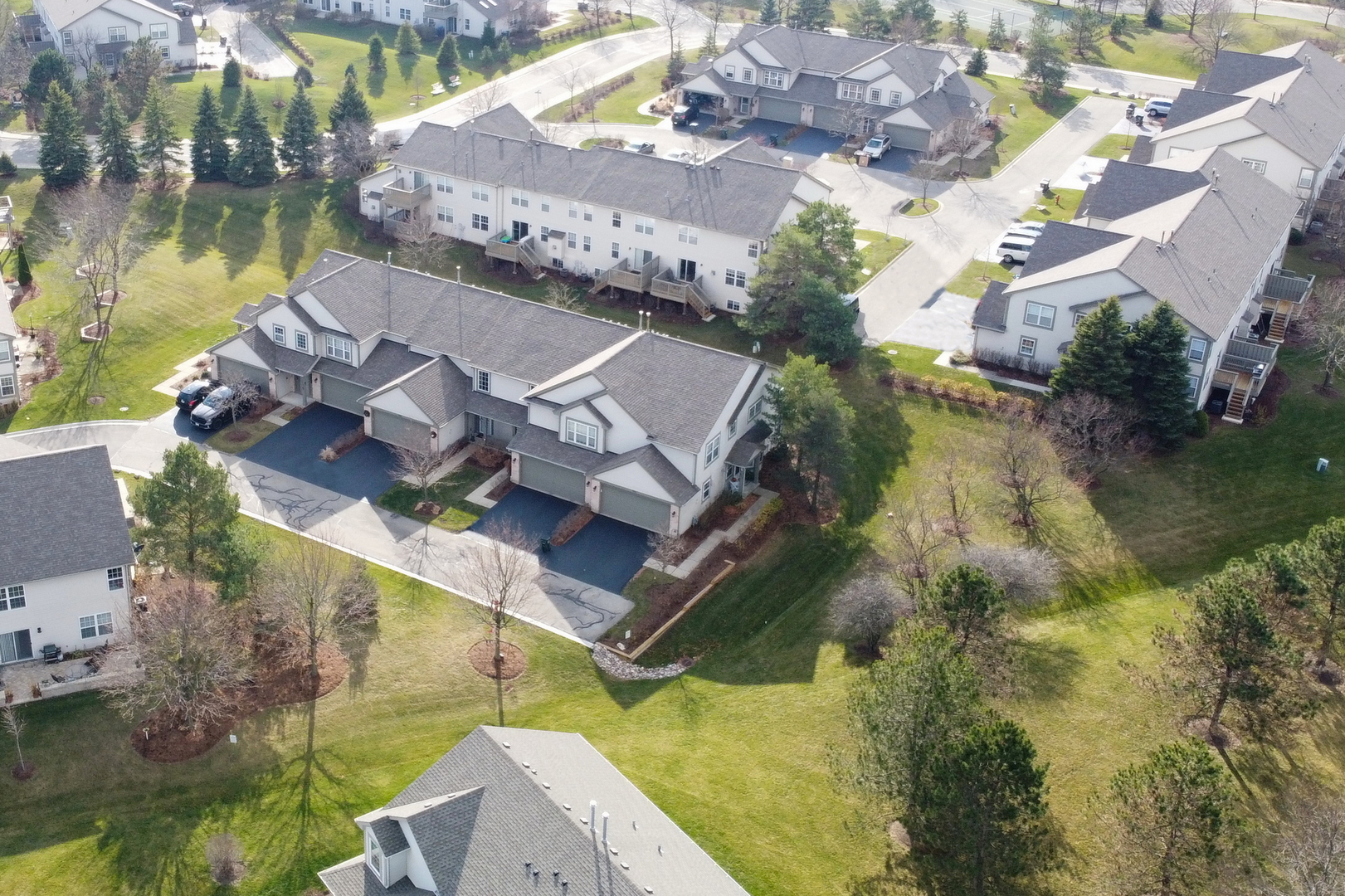 951 SUMAC Court Unit: 951