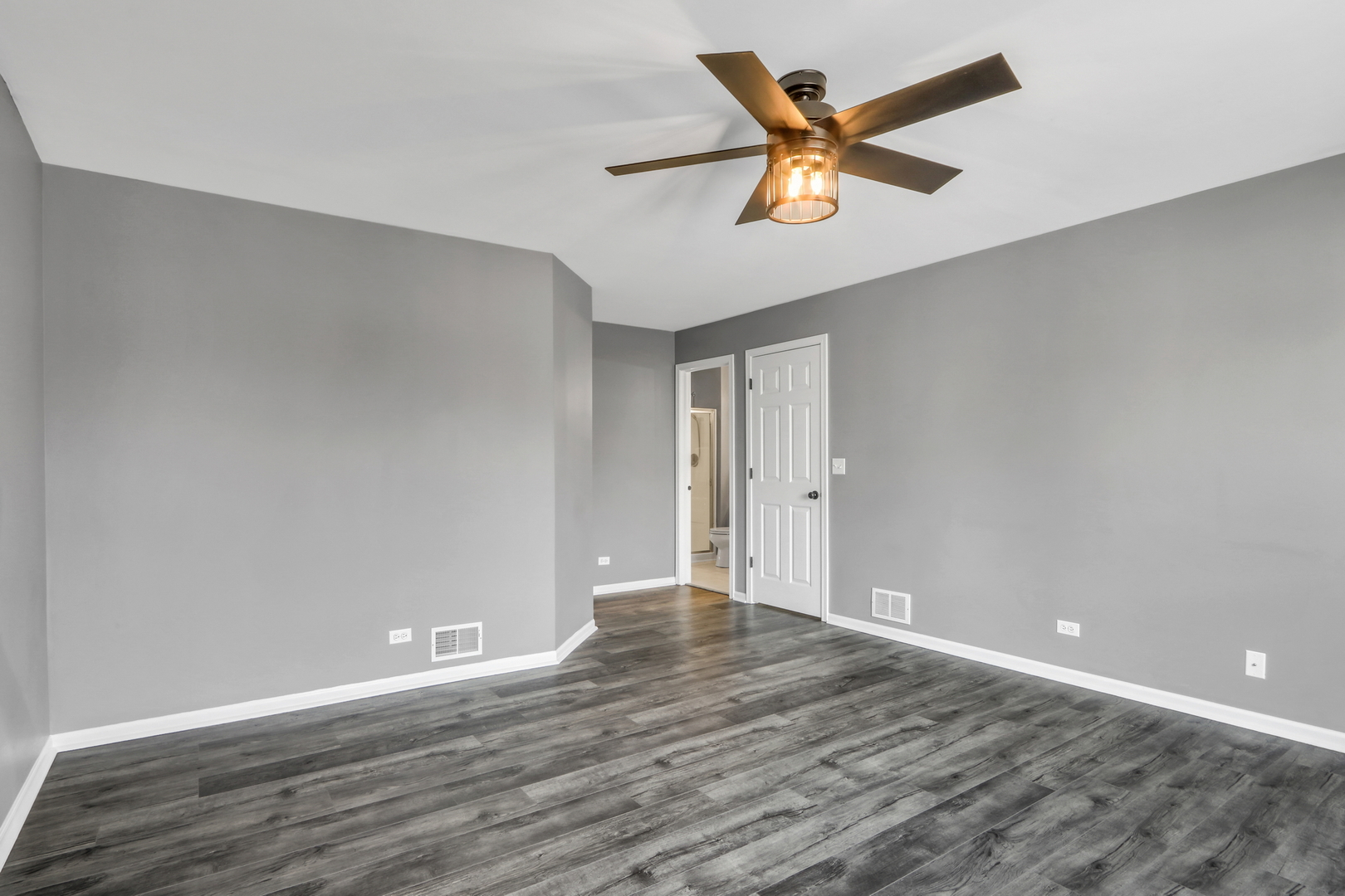 951 SUMAC Court Unit: 951