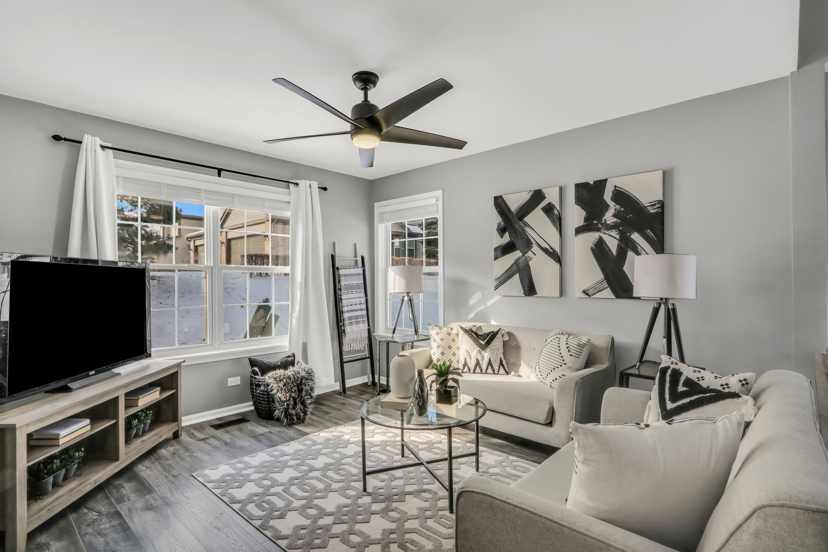 951 SUMAC Court Unit: 951