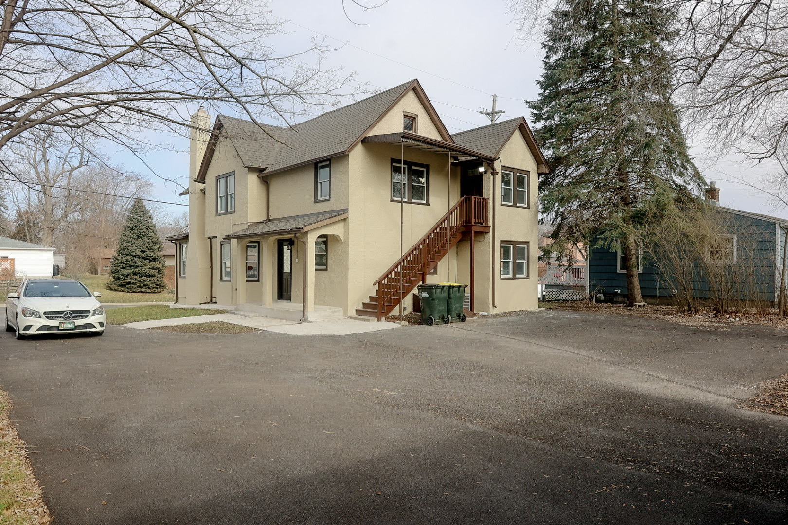 303 E Margaret Street