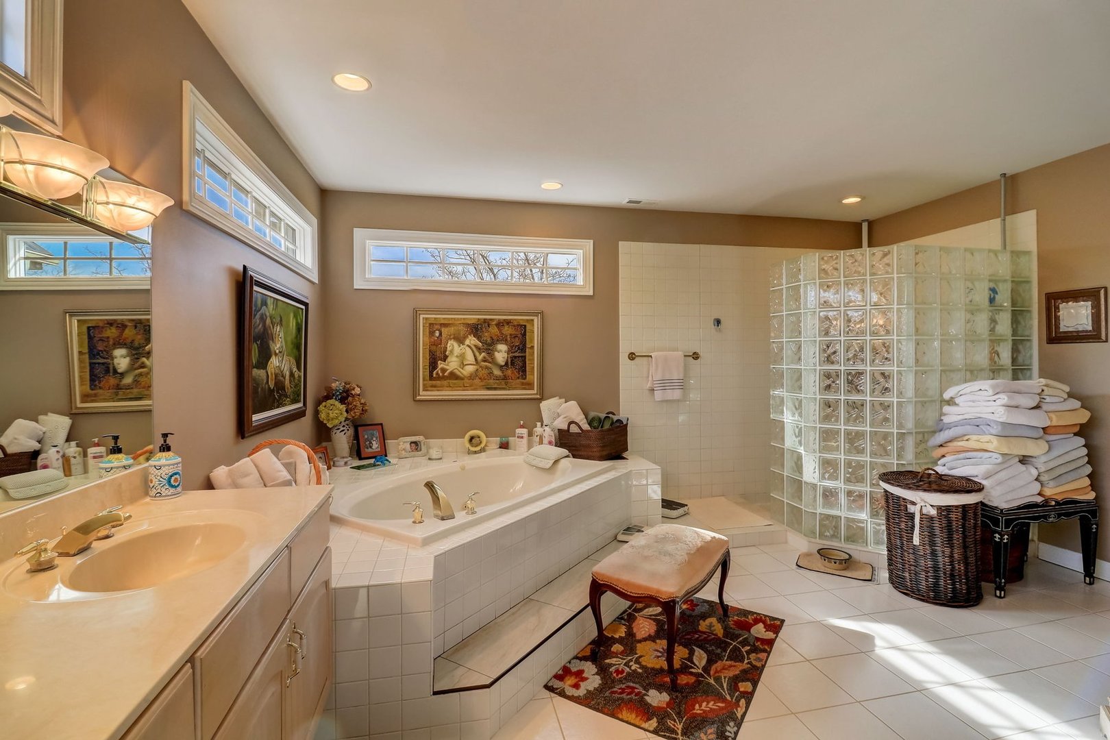 28500 N Seminole Court