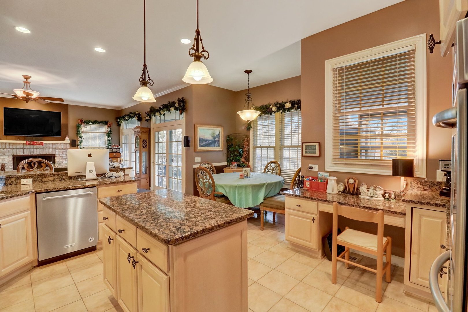 28500 N Seminole Court