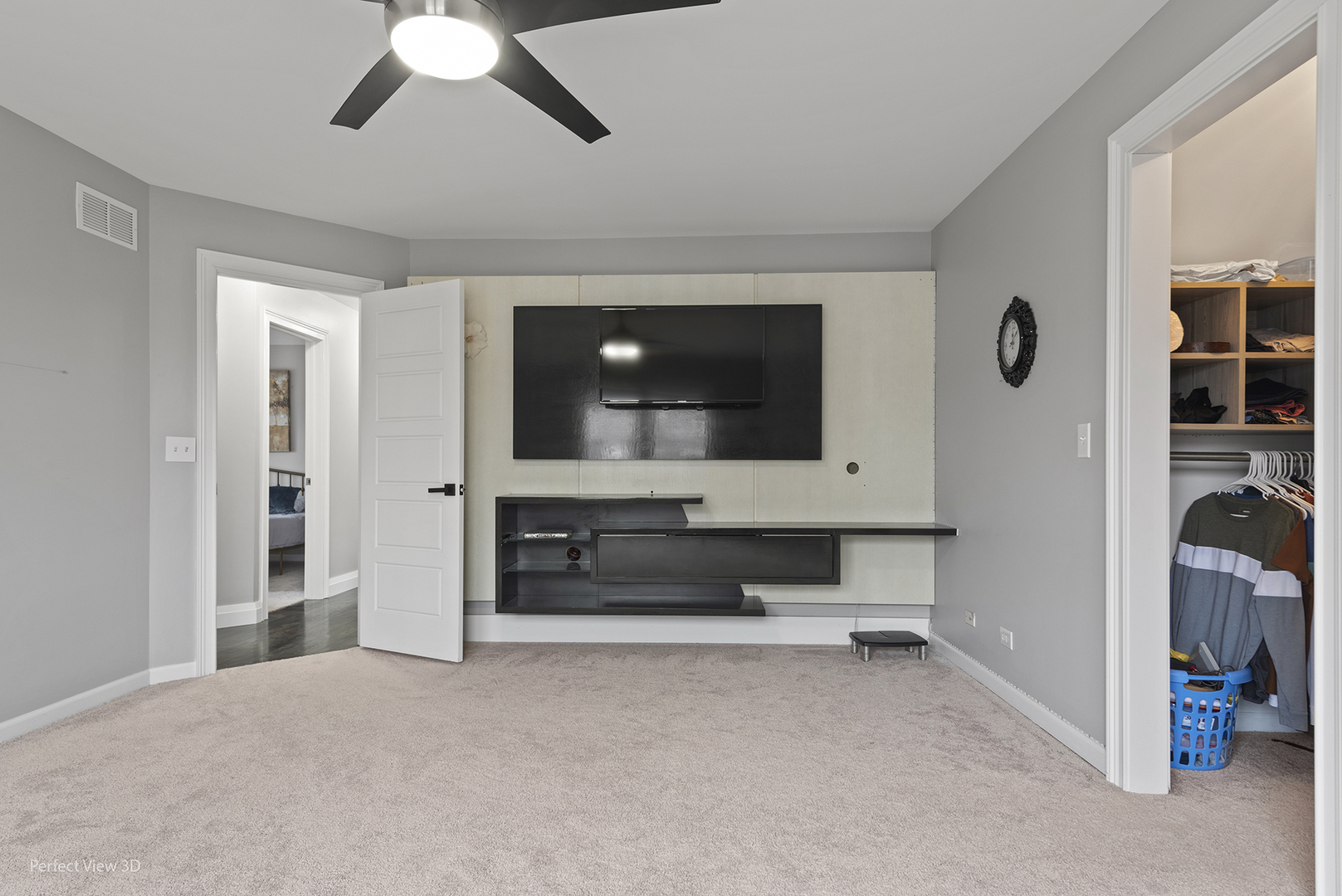 2495 Warwick Court