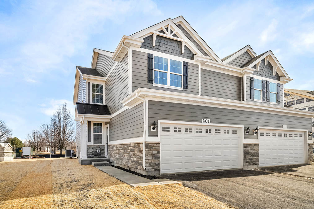 207 Charlestowne Drive