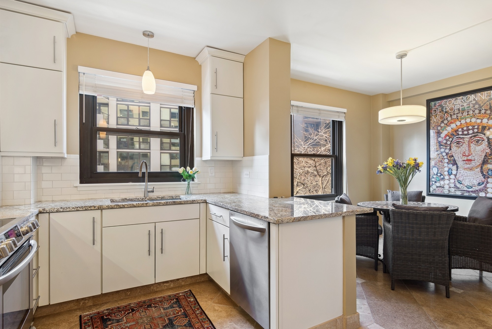 1335 N ASTOR Street Unit: 5B