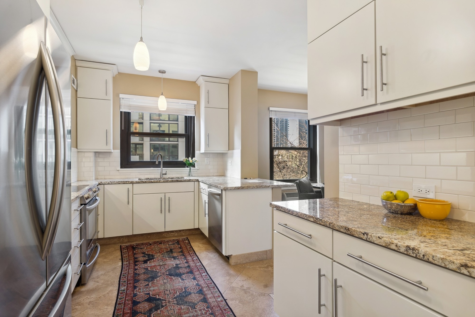1335 N ASTOR Street Unit: 5B