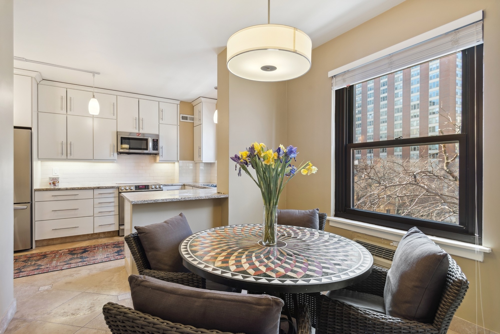 1335 N ASTOR Street Unit: 5B