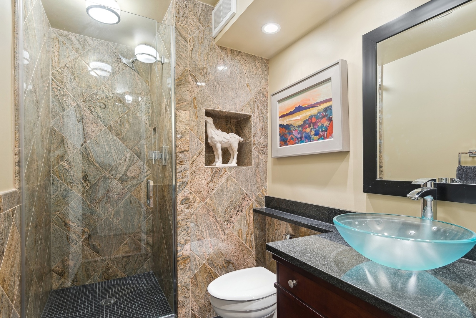 1335 N ASTOR Street Unit: 5B