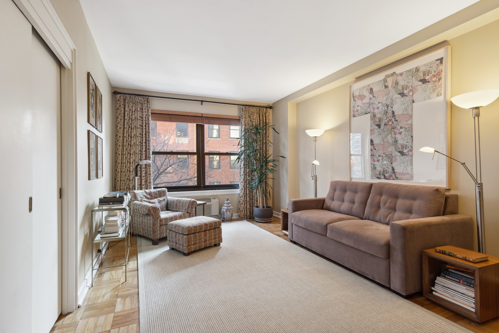 1335 N ASTOR Street Unit: 5B