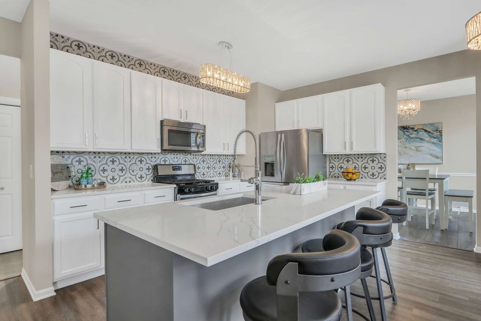 2230 W Forest Cove Drive