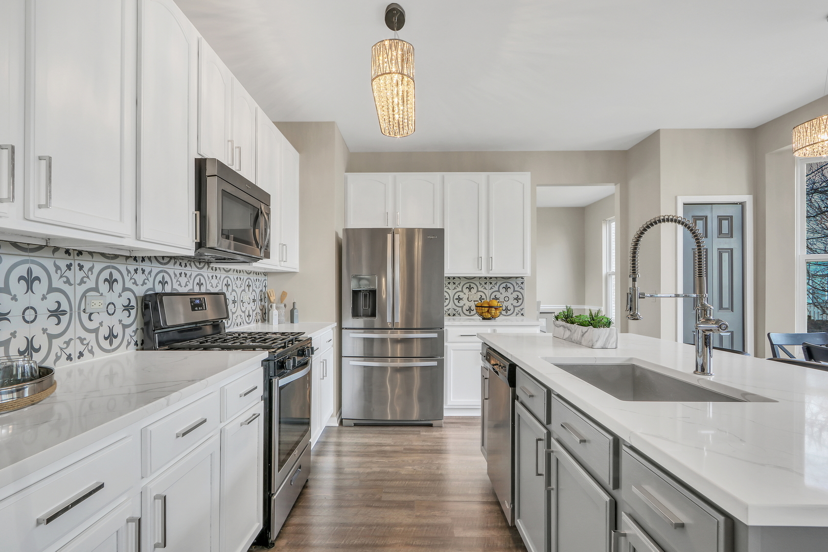 2230 W Forest Cove Drive