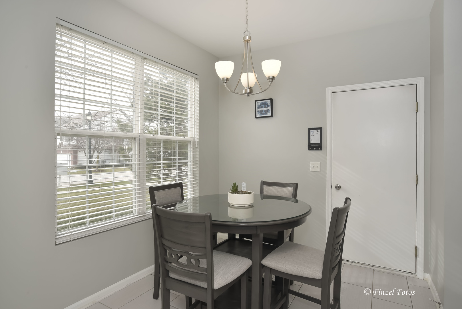 521 N Red Deer Road Unit: 521