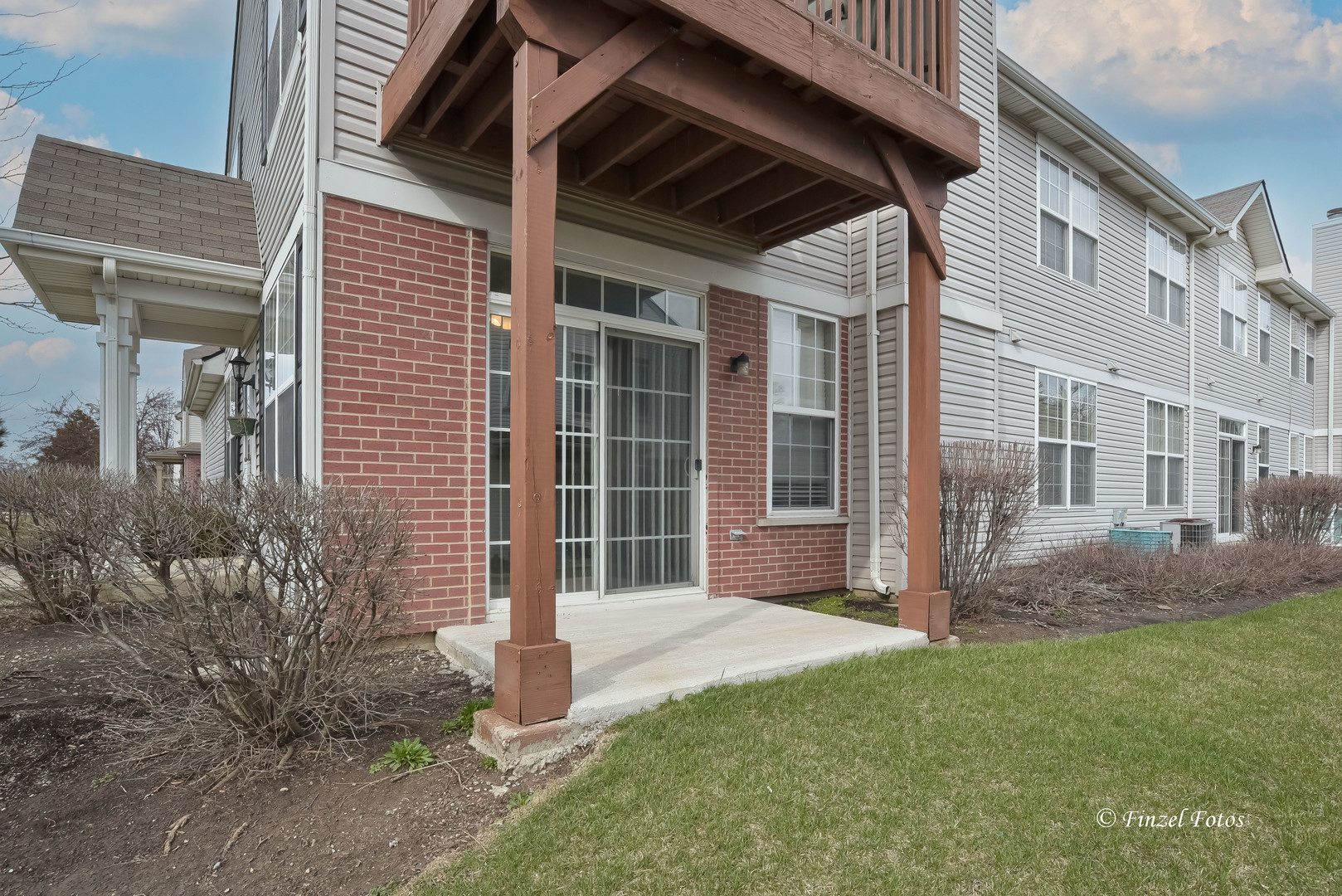 521 N Red Deer Road Unit: 521