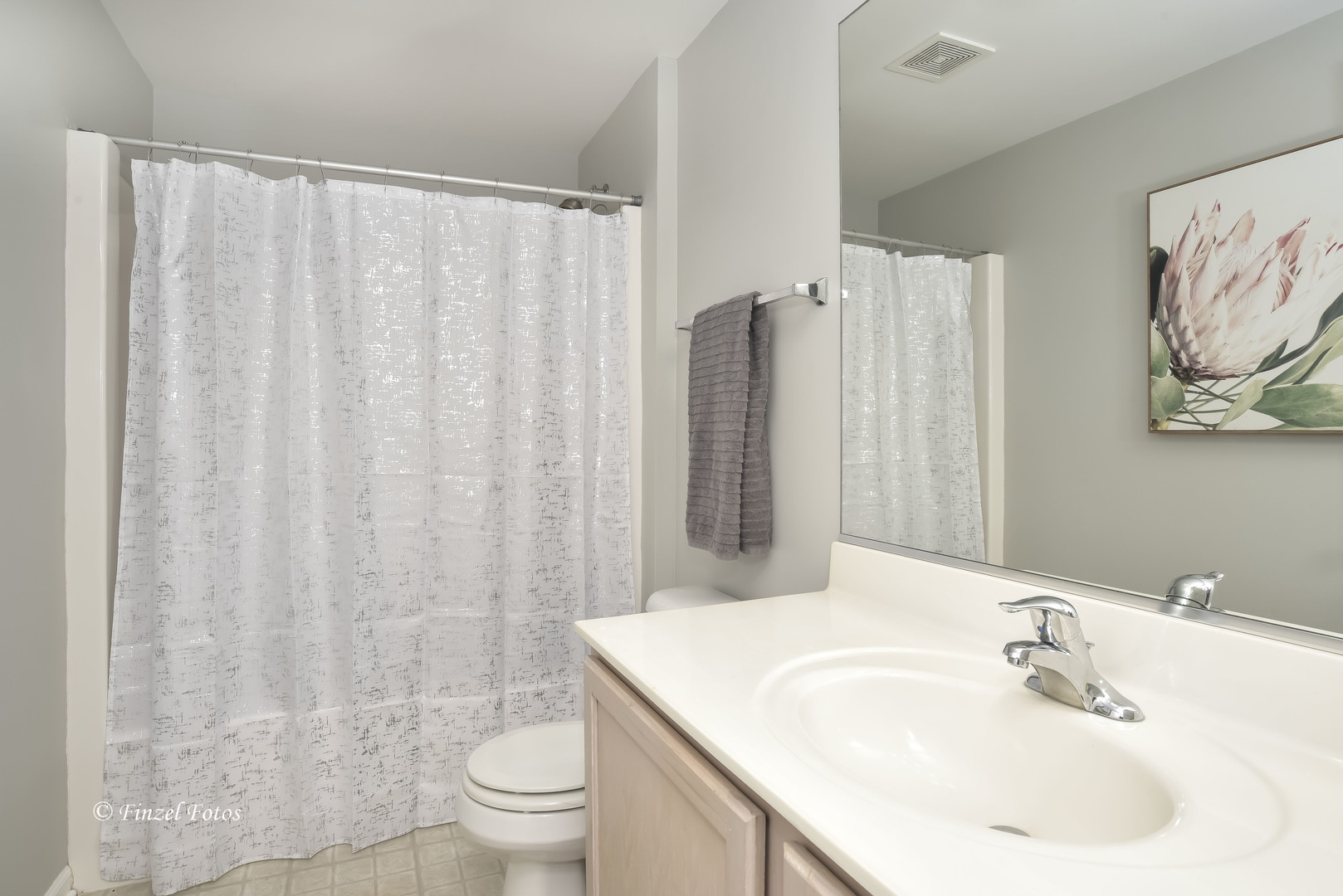 521 N Red Deer Road Unit: 521