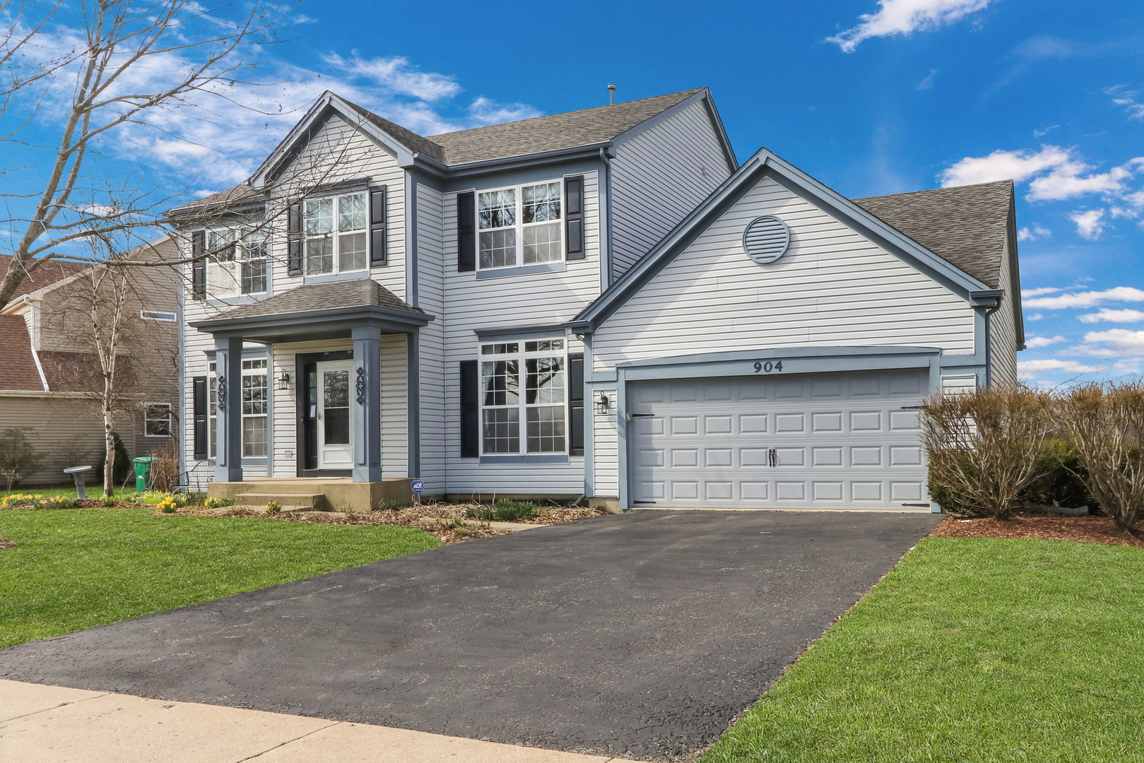 904 Ravinia Drive