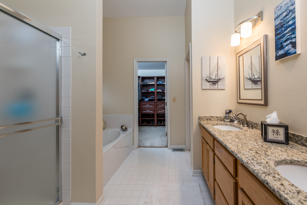 1061 Ravinia Drive
