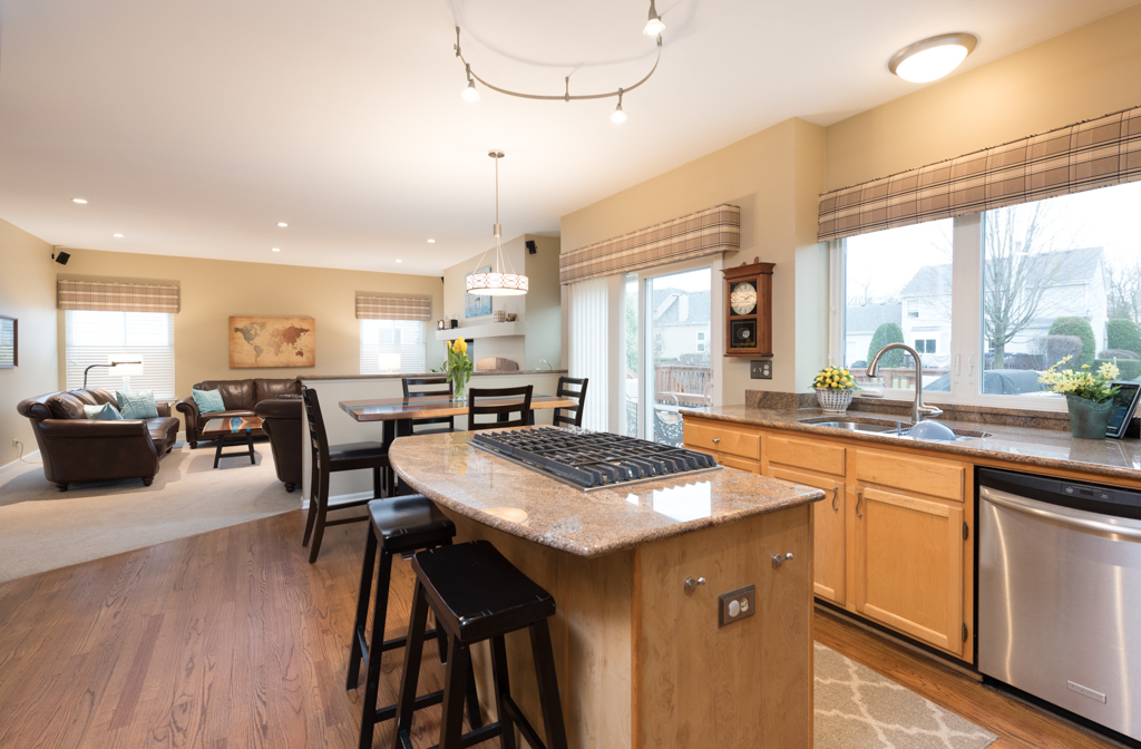 1061 Ravinia Drive
