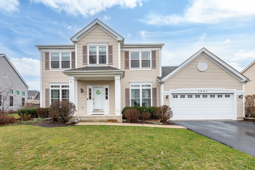 1061 Ravinia Drive