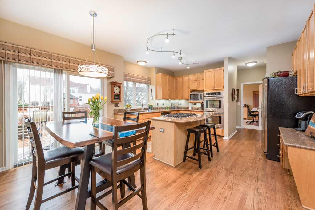 1061 Ravinia Drive