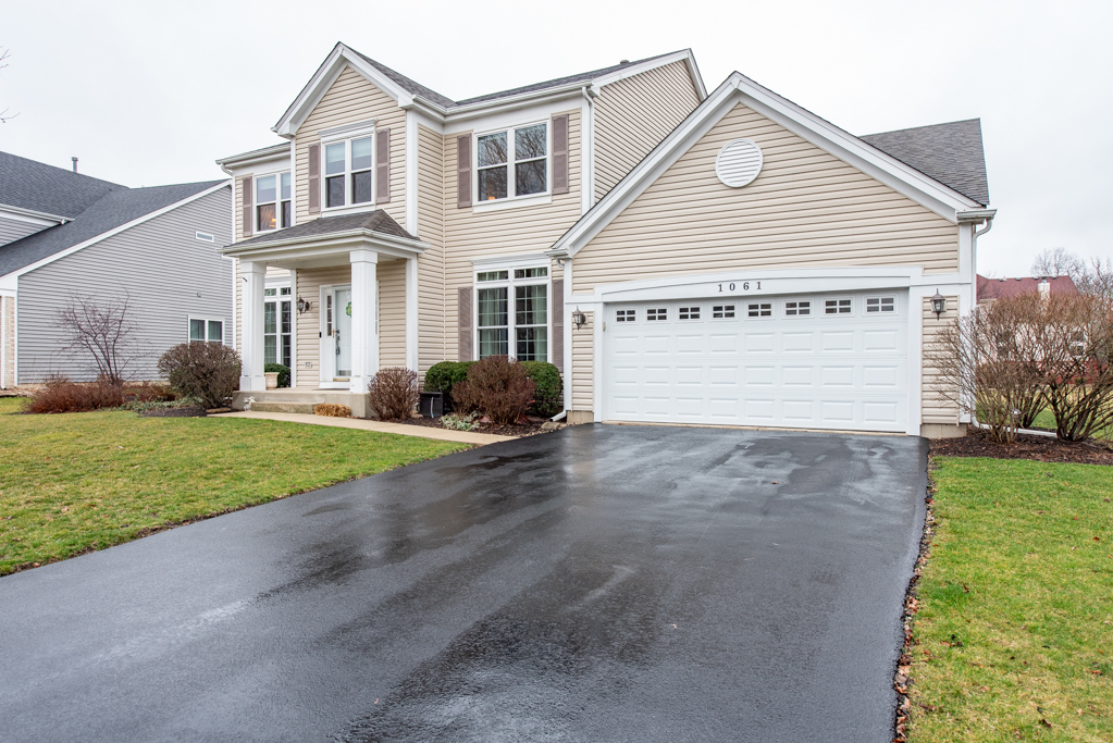 1061 Ravinia Drive