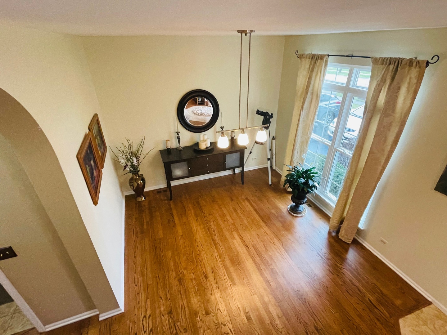 1061 Ravinia Drive