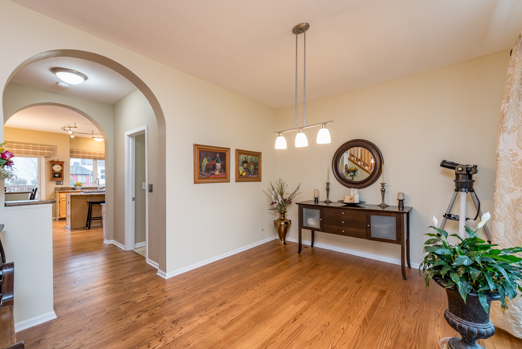 1061 Ravinia Drive