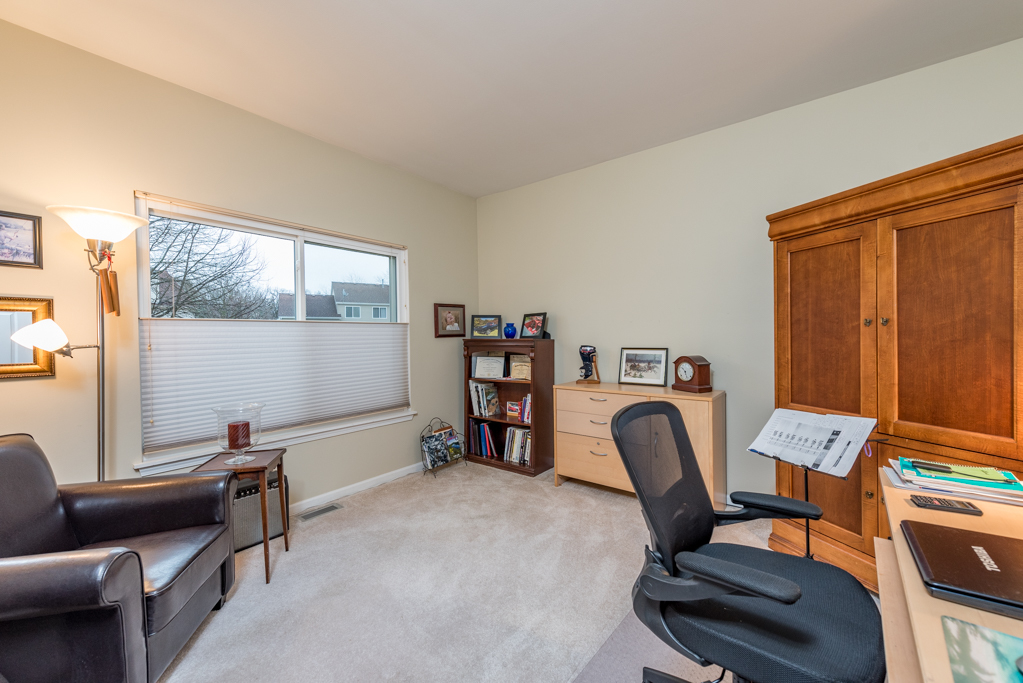 1061 Ravinia Drive