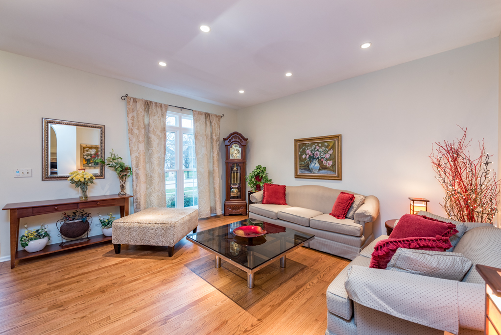 1061 Ravinia Drive
