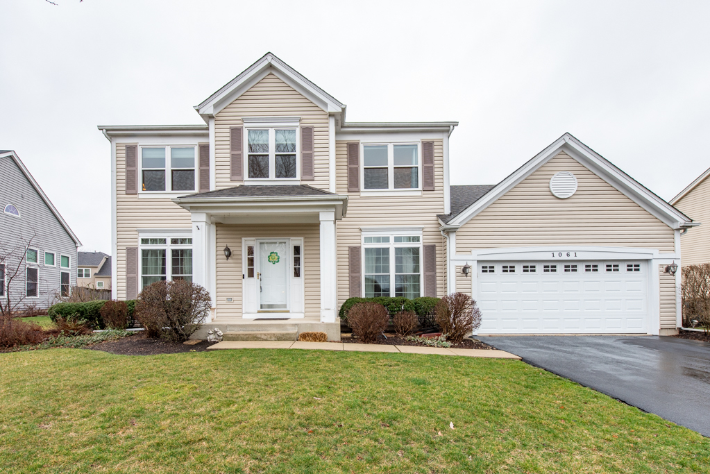 1061 Ravinia Drive