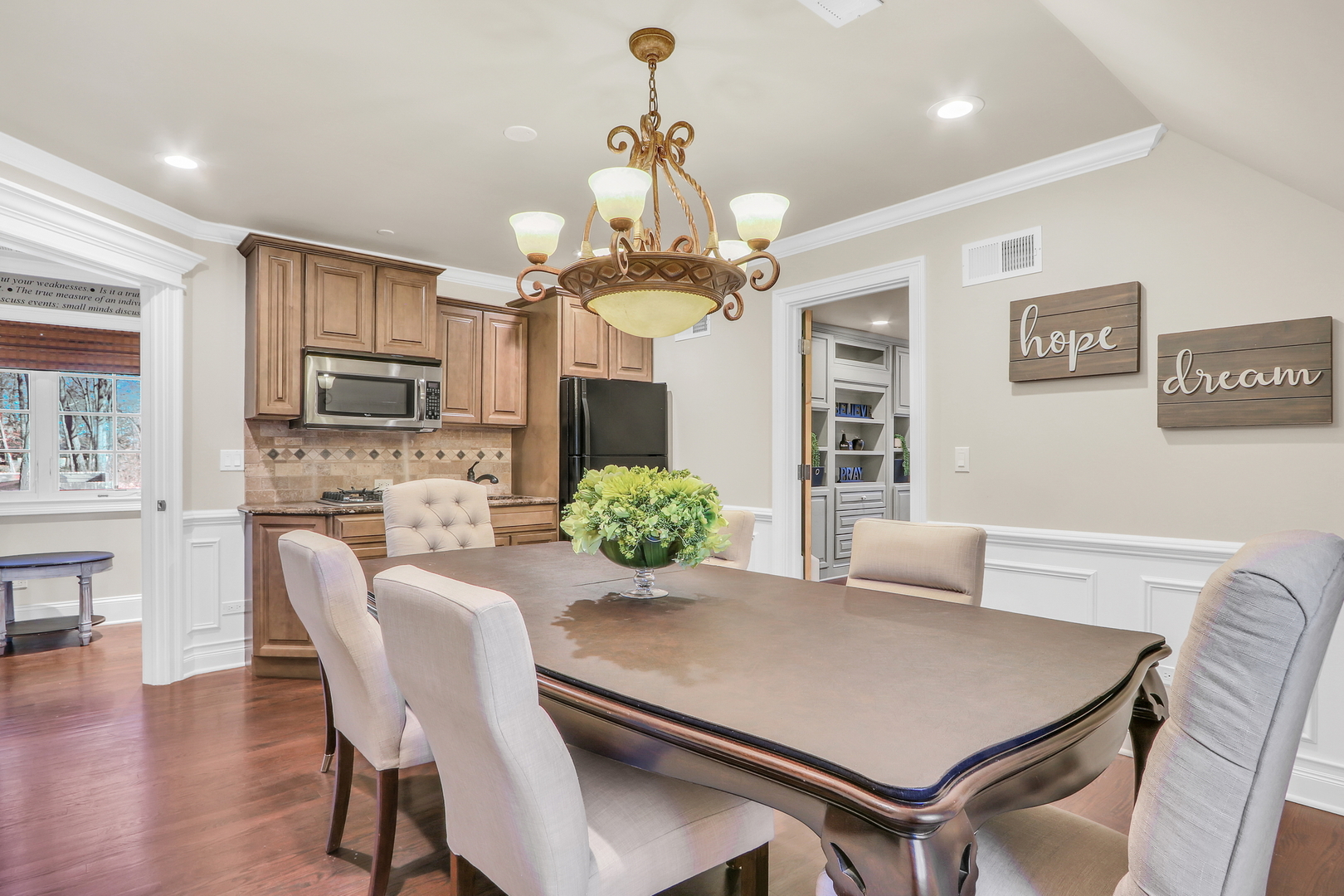 13357 W Greenview Drive