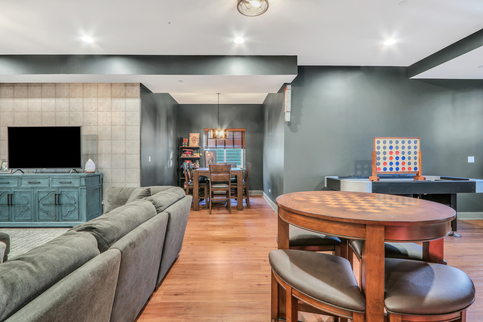 13357 W Greenview Drive
