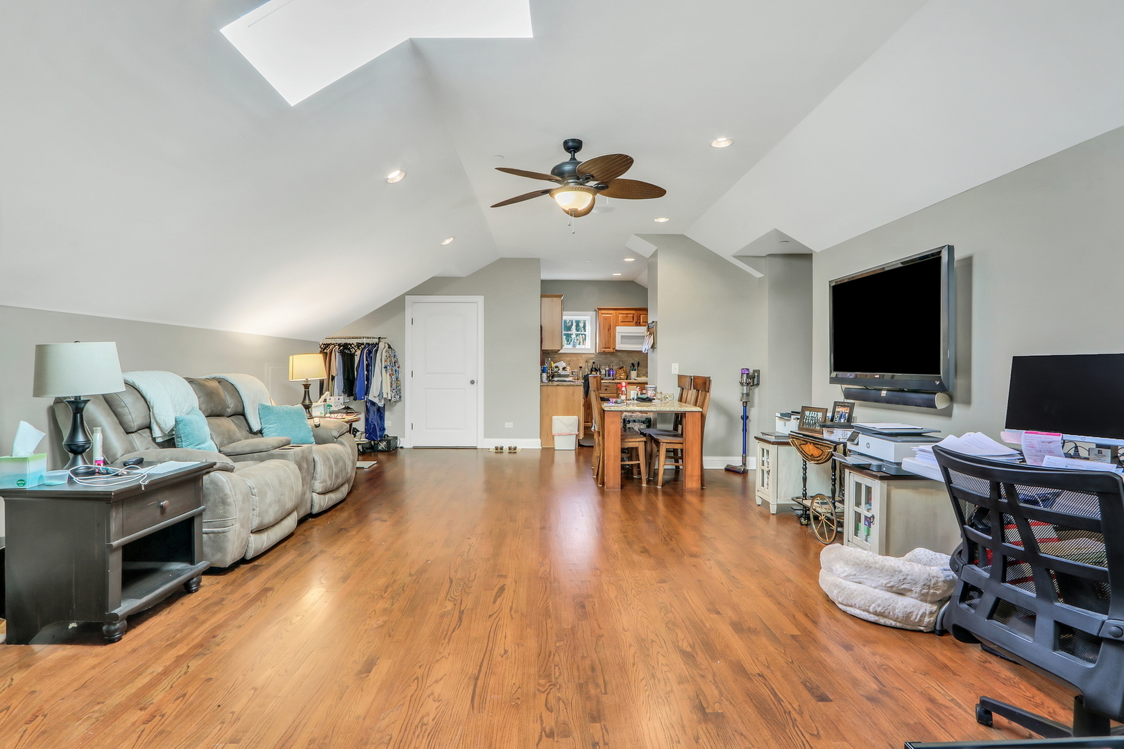 13357 W Greenview Drive