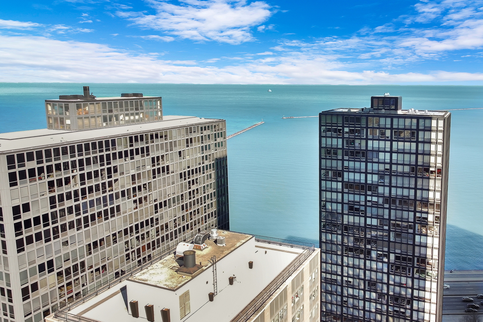 850 N DeWitt Place Unit: 9D