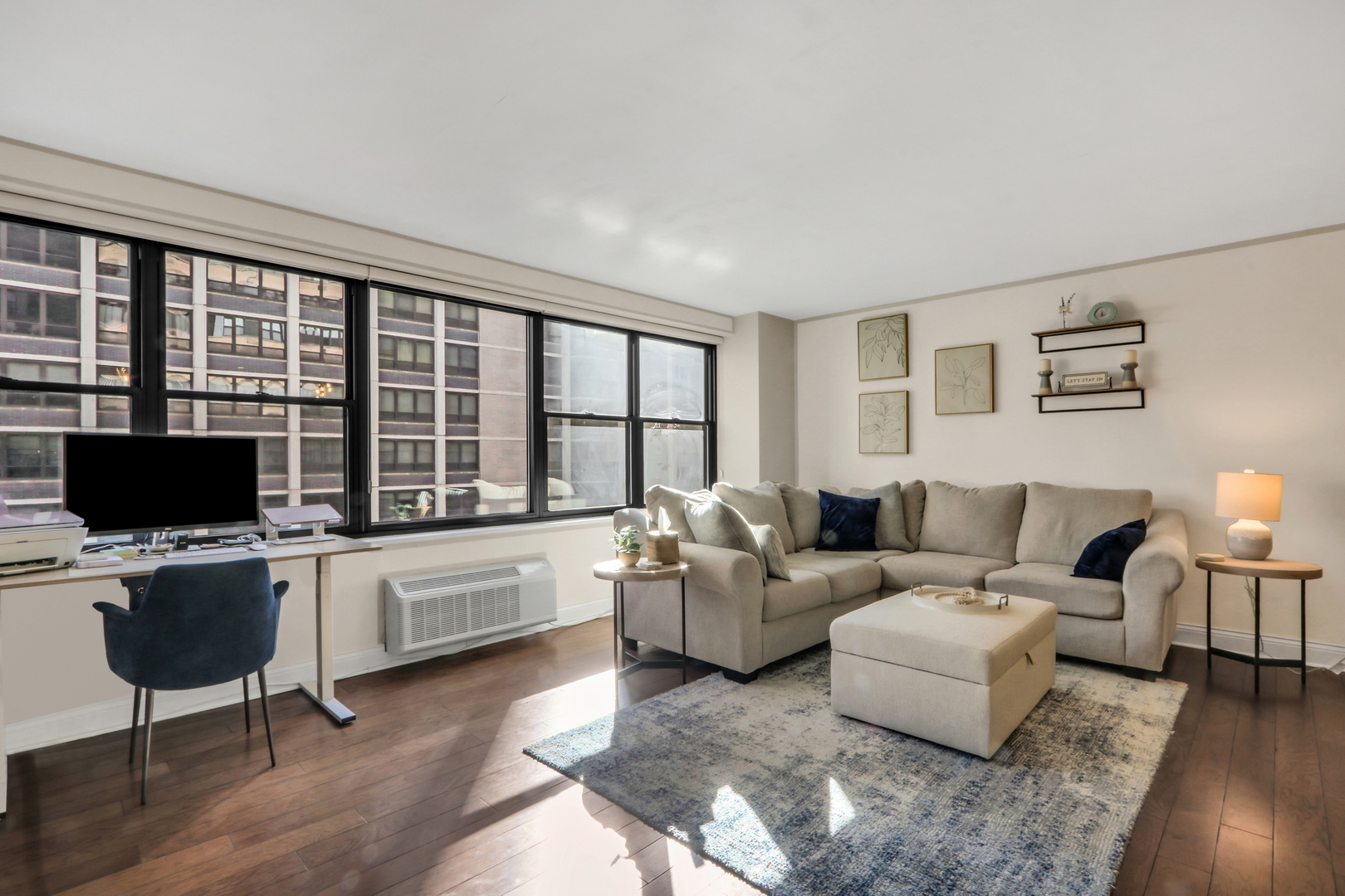 850 N DeWitt Place Unit: 9D