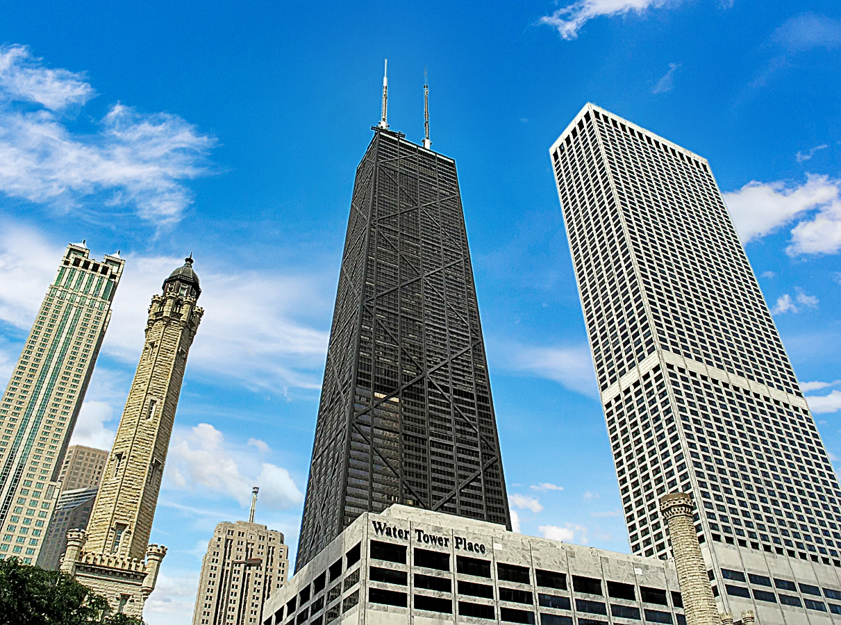850 N DeWitt Place Unit: 9D