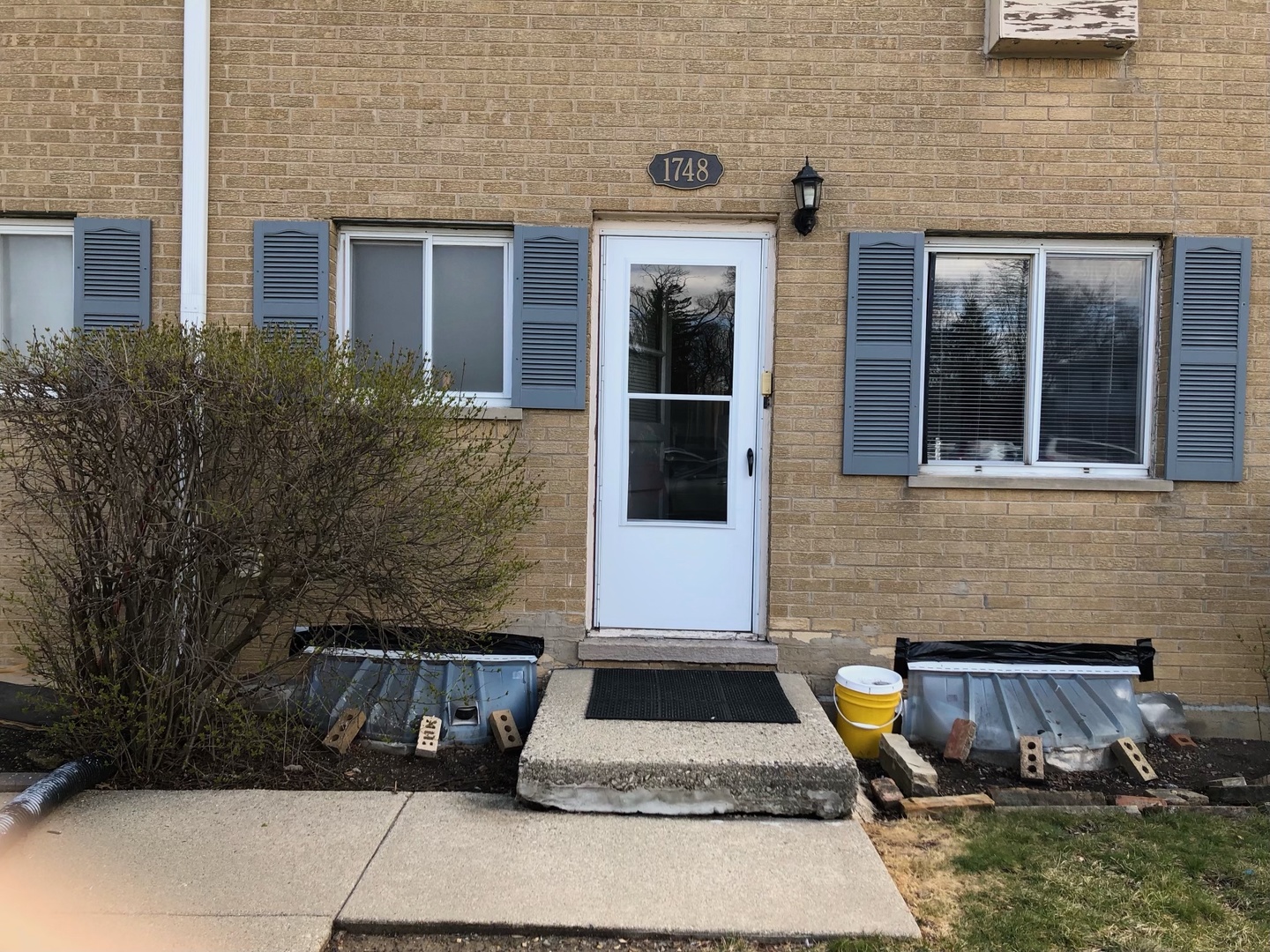 1748 Greenwood Road