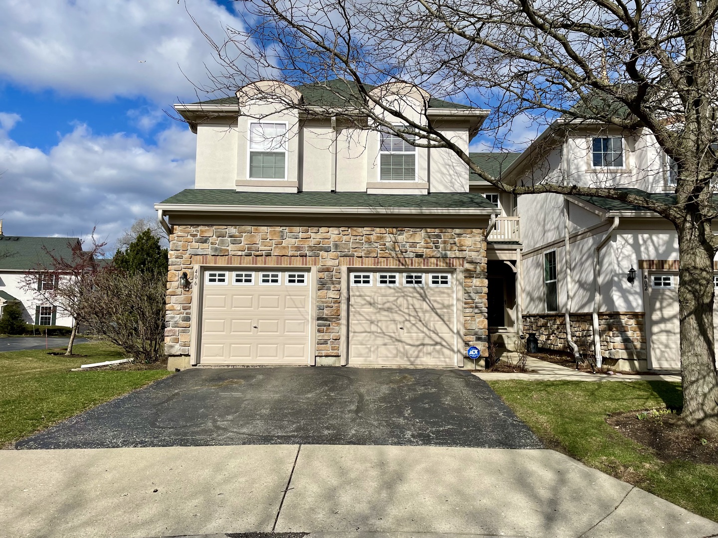 406 W Shadow Creek Drive Unit: 406