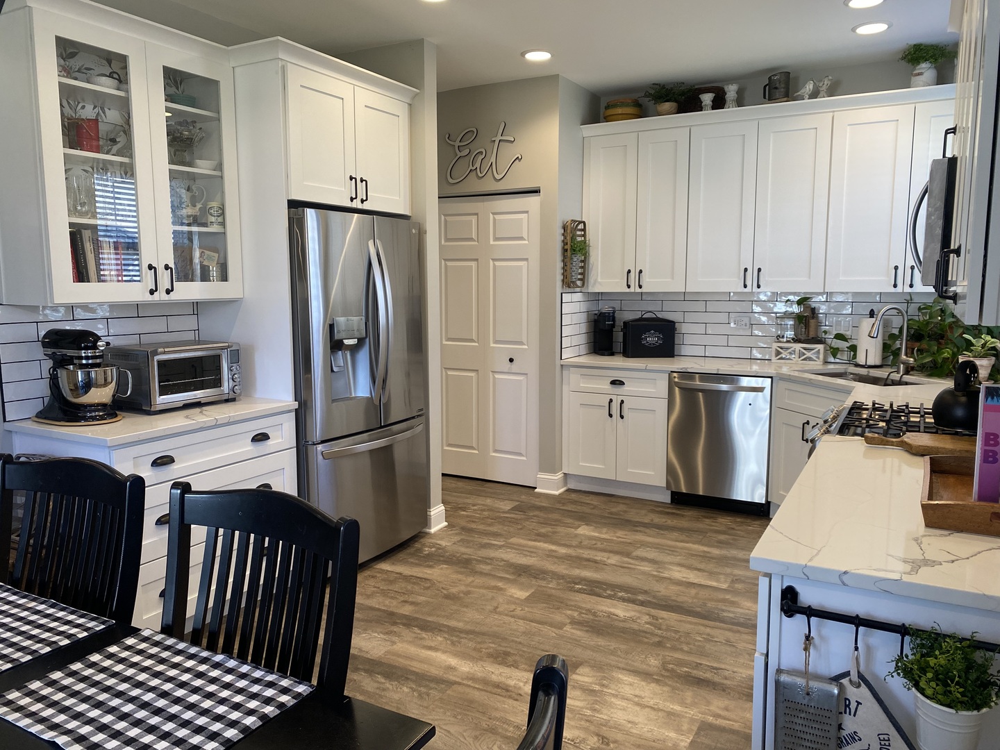 406 W Shadow Creek Drive Unit: 406