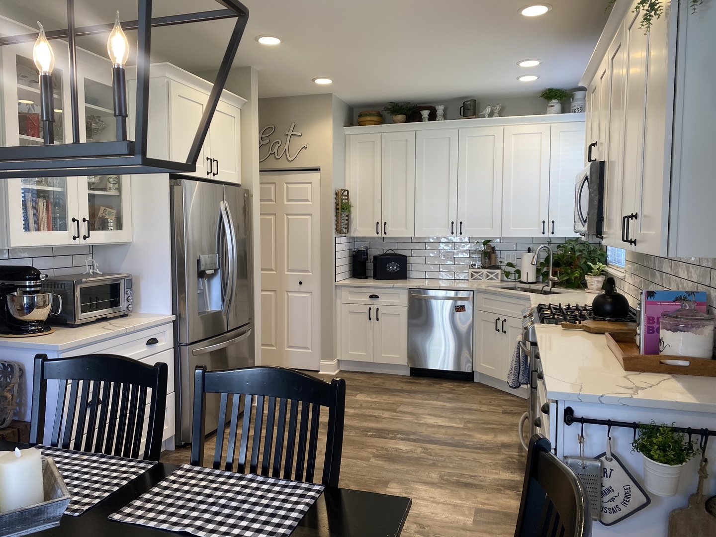406 W Shadow Creek Drive Unit: 406