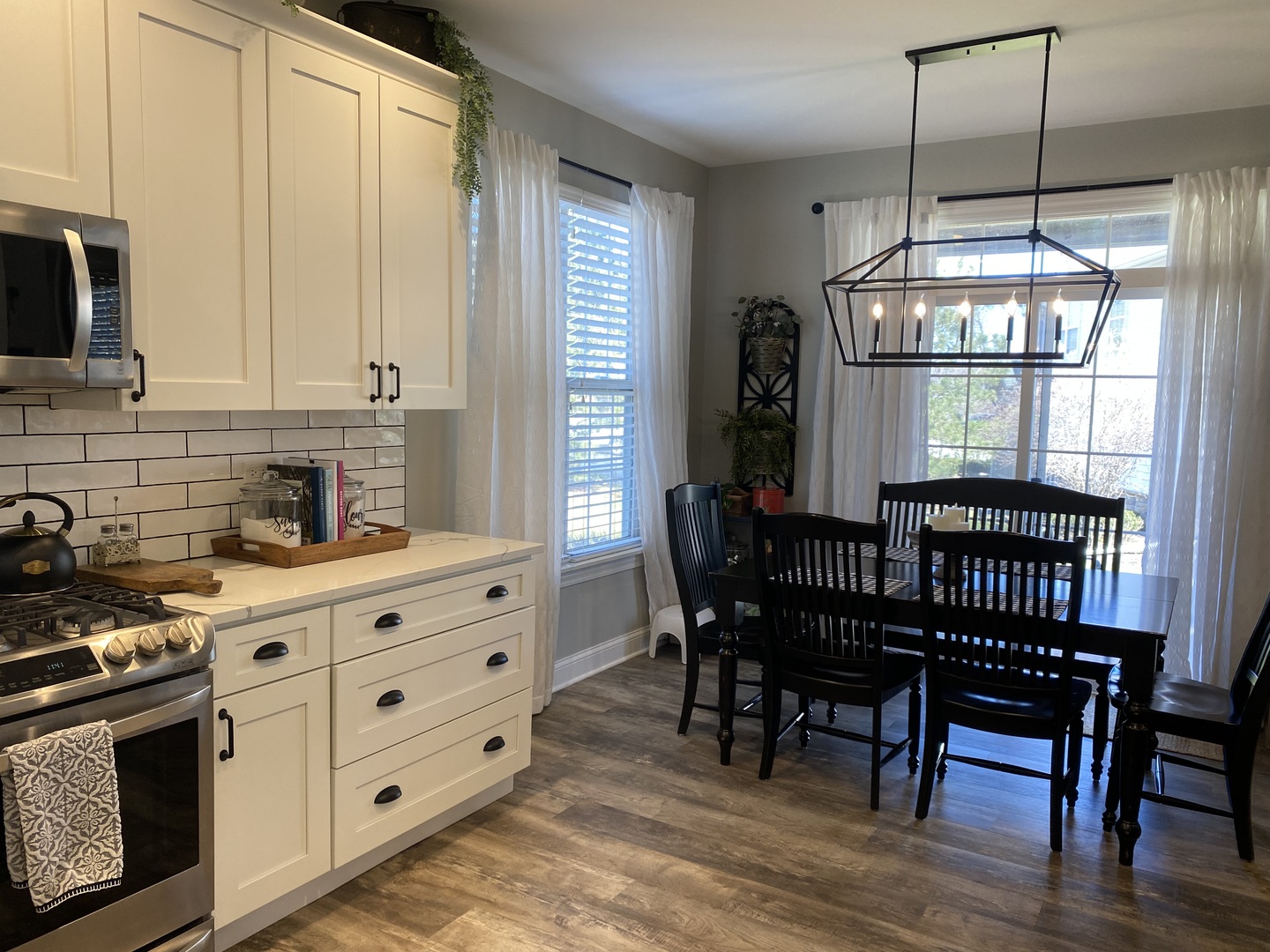 406 W Shadow Creek Drive Unit: 406