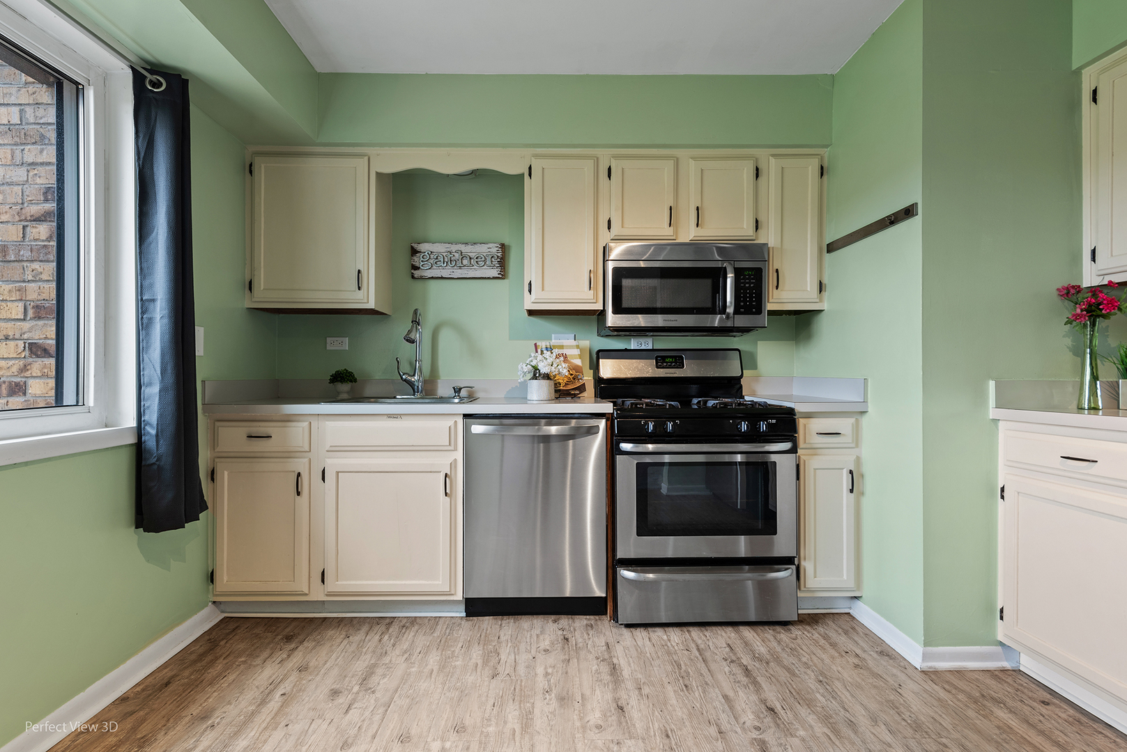 7171 175th Street Unit: 1A