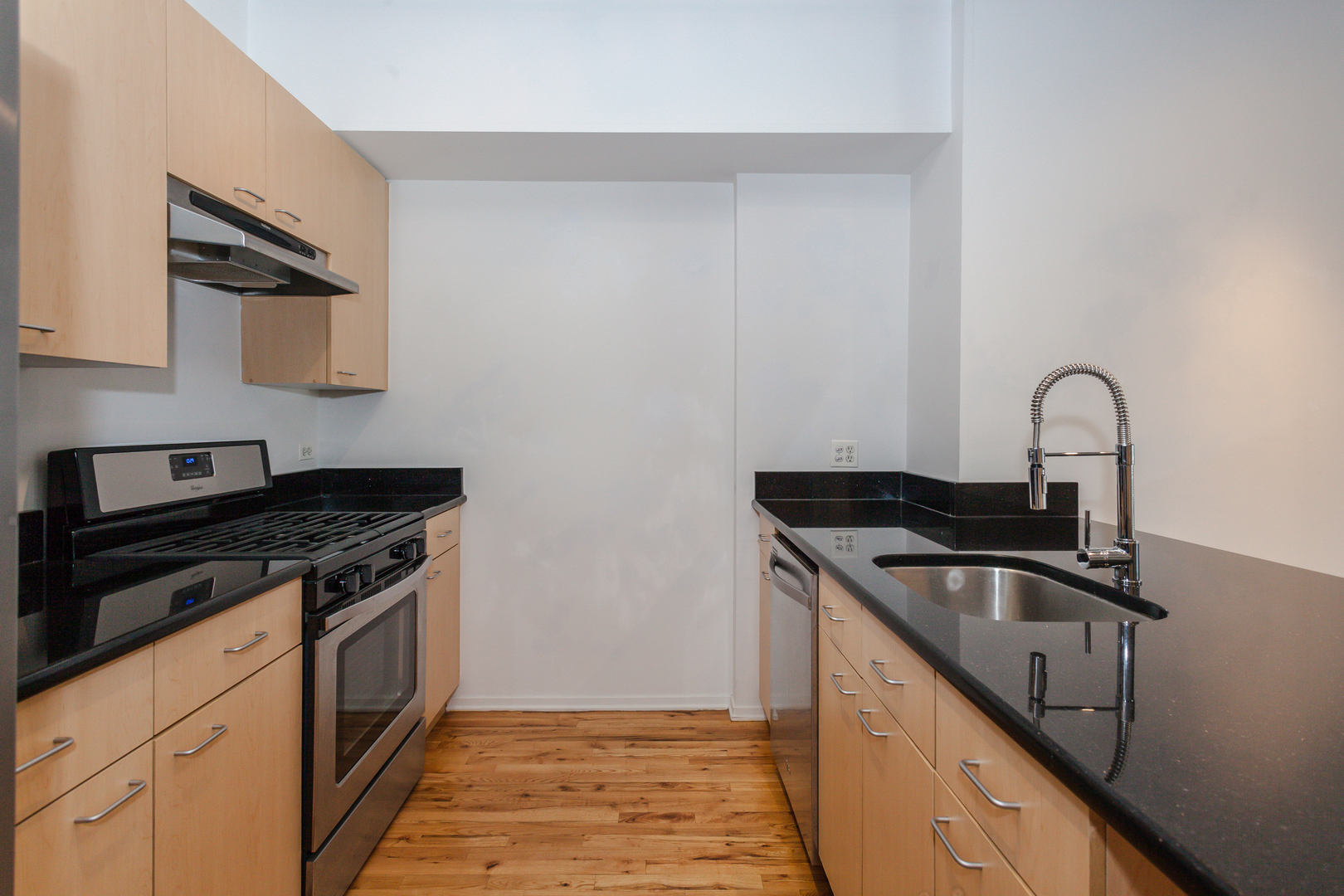 1440 S Michigan Avenue Unit: 220