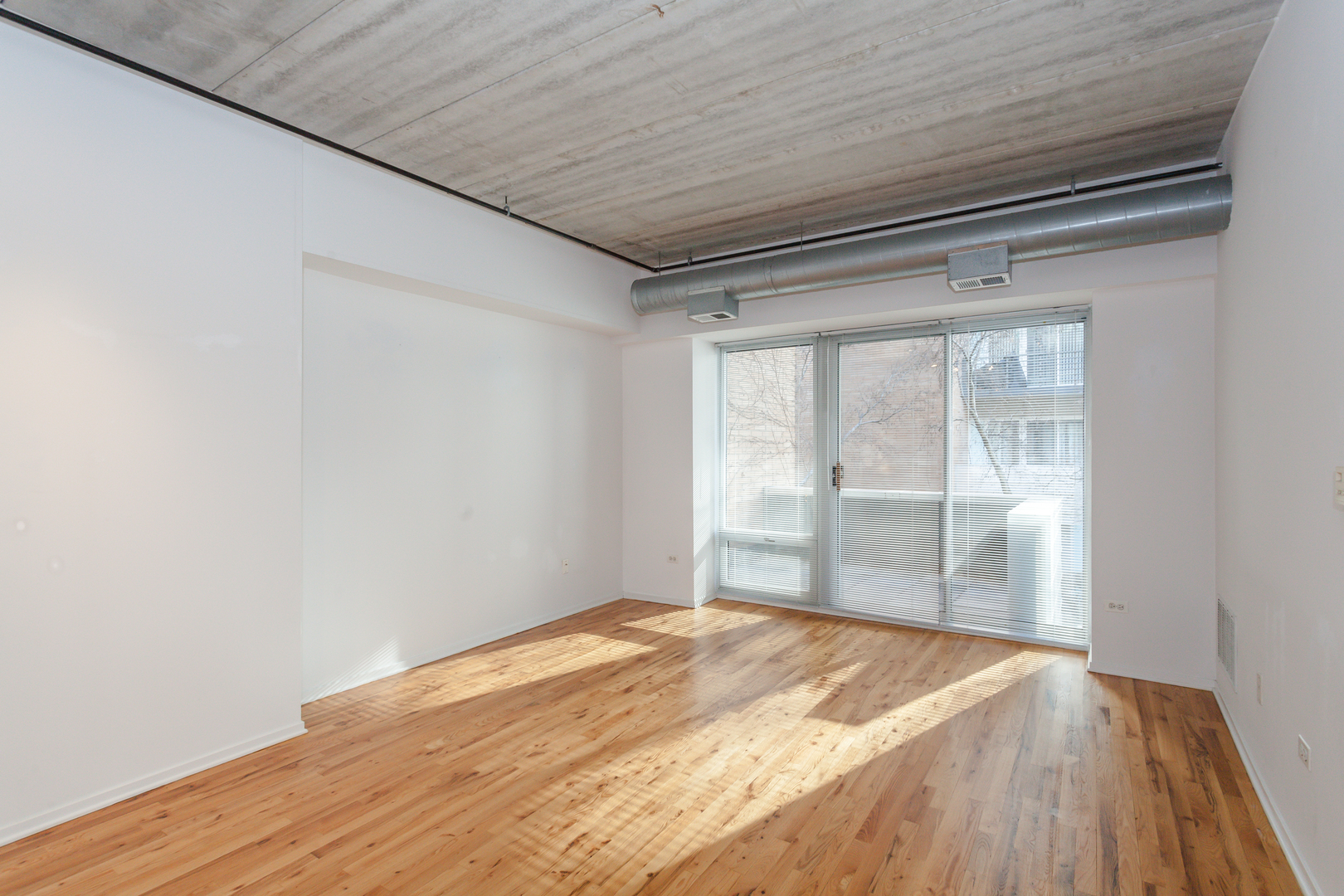 1440 S Michigan Avenue Unit: 220