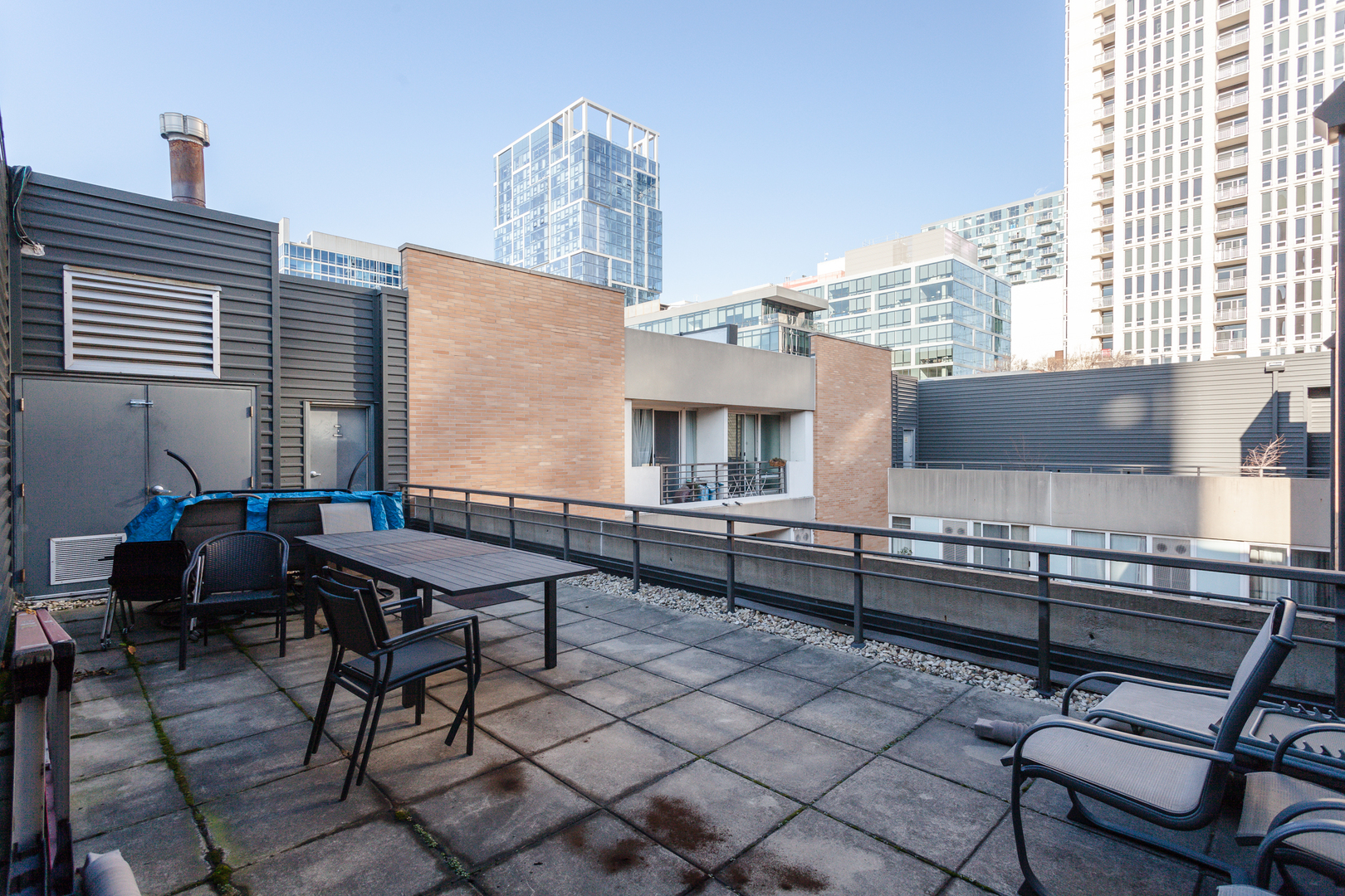 1440 S Michigan Avenue Unit: 220
